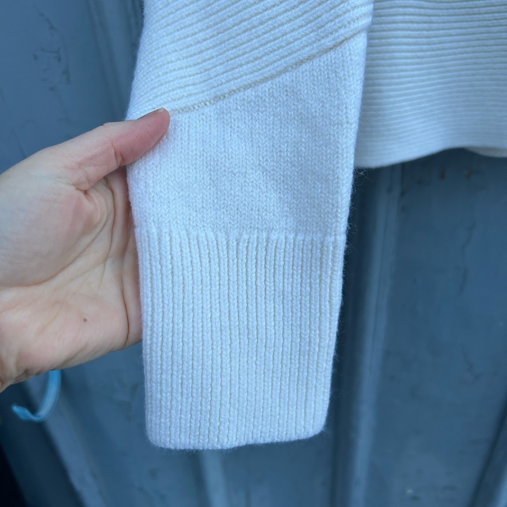 Kit & Ace cream merino blend Sweater, size xs/s - Picture 5 of 10